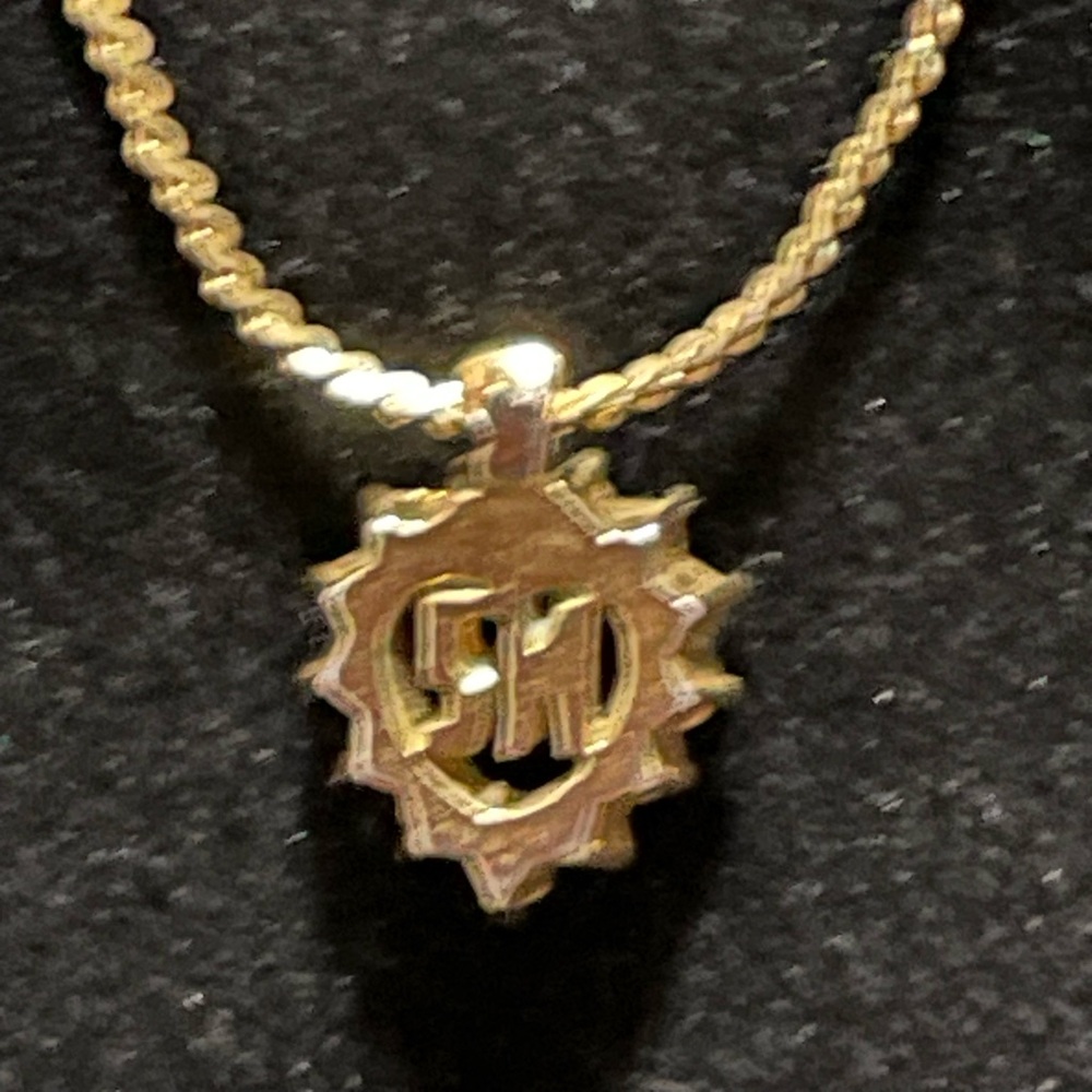 🔥2 Vintage Nina Ricci Necklaces in Great Used Condition - Picture 5 of 13